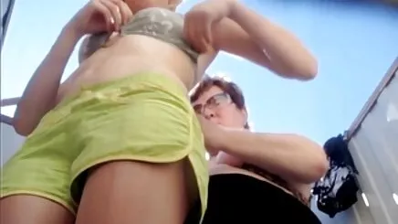 Khỏa sex dien vien noi tieng thân Thuyền bị treo trong phòng khách sạn của mình