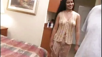 Cô phim sex doitruy Gái Vụng Về