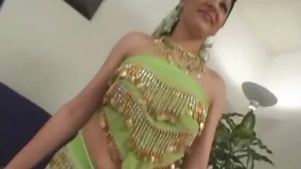 Anna một vô cùng phim sex chi gai vu to khó khăn khổng lồ
