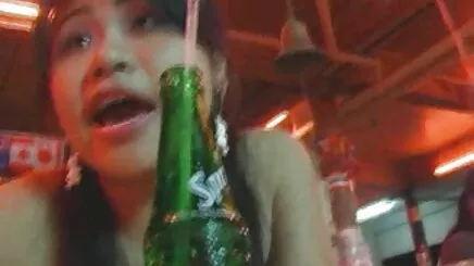 Cô bé chơi với jav 2021 âm đạo