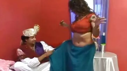 Con Búp Bê phim sex cưỡng hiếp cô giáo Barbara, Marc Black